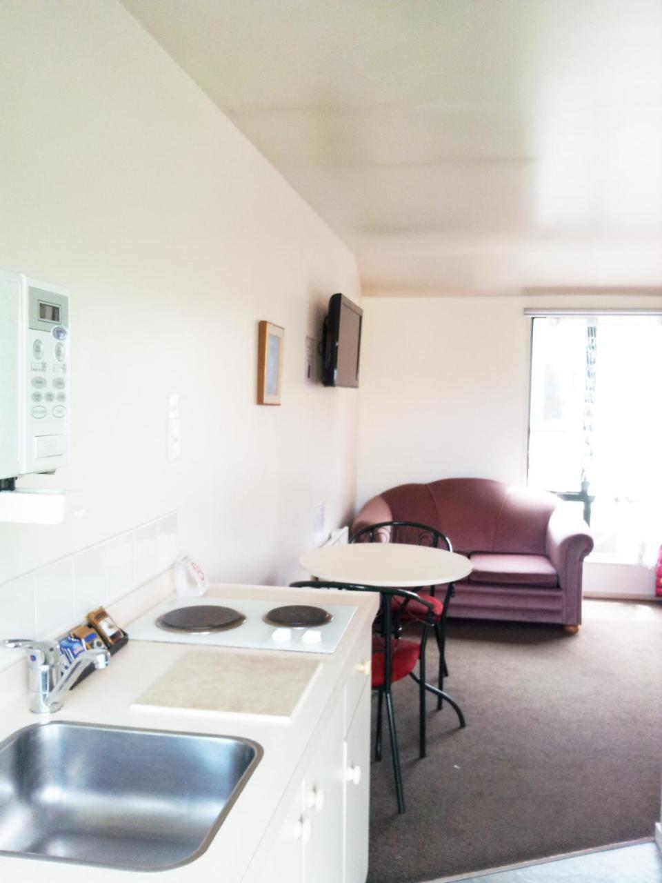 Cherry Tree Lodge Motel Christchurch Exterior photo